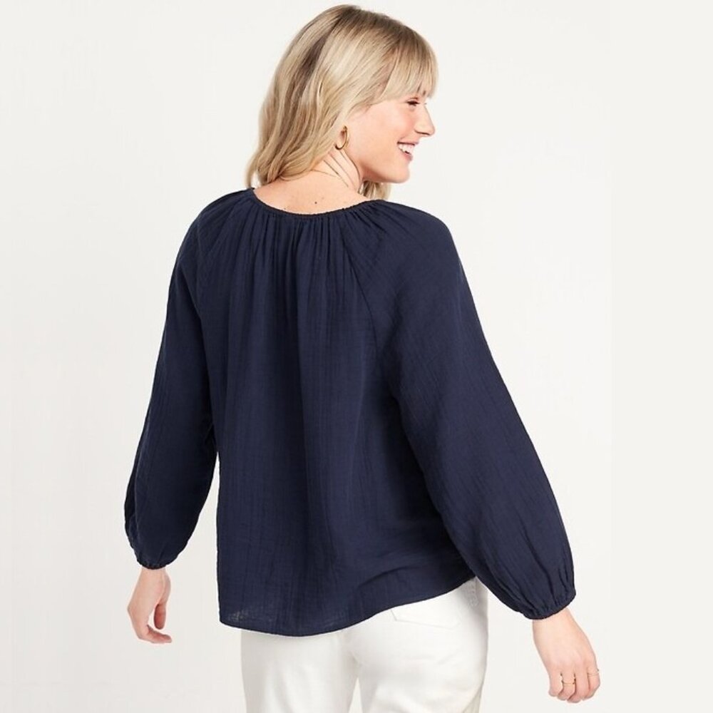 2/$30 Old Navy Shirred Double-Weave Blouse Lost At Sea Navy XS #A1633 - Picture 4 of 8